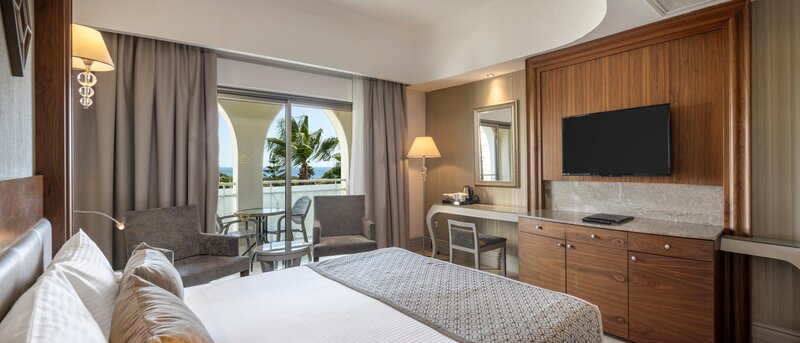 Side Star Resort 54