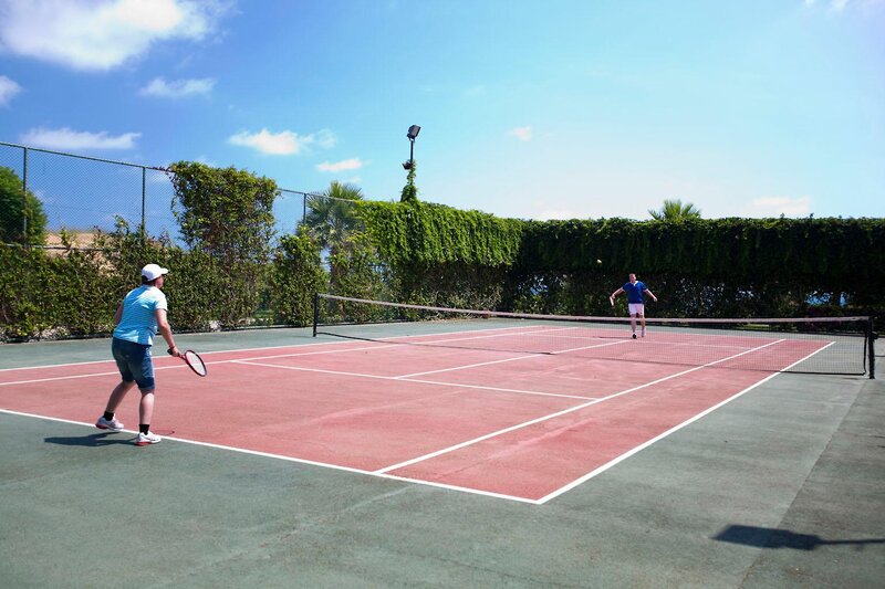 Side Star Resort 85