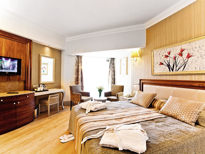 Side Star Resort 27