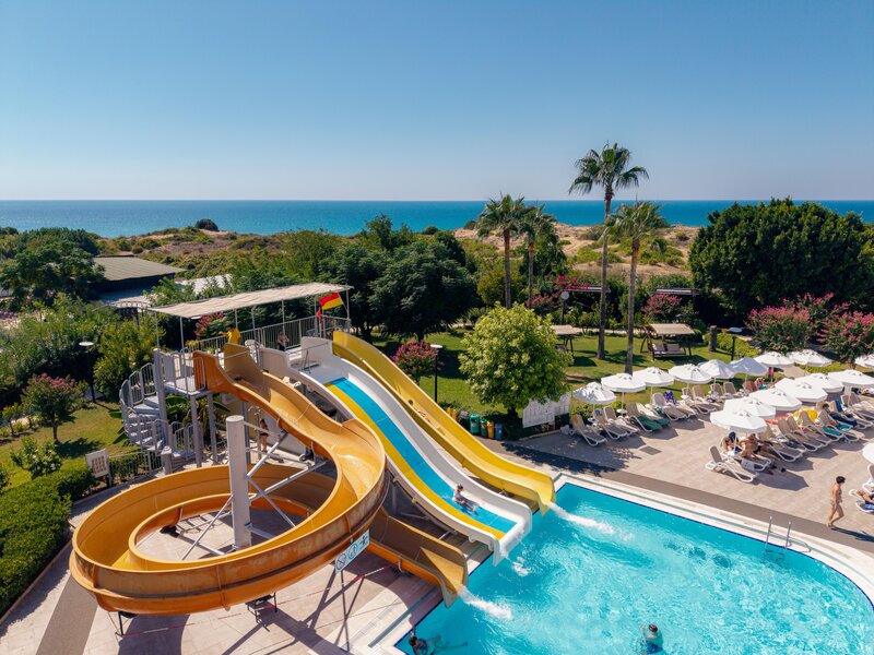 Side Star Resort 30