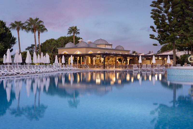 Side Star Resort 101