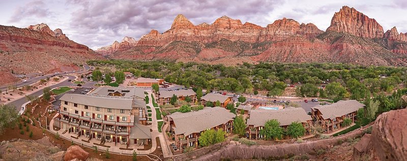 Cable Mountain Lodge 4 - Landscape