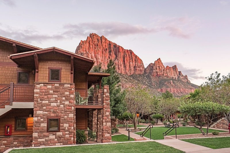 Cable Mountain Lodge 14 - Exterior