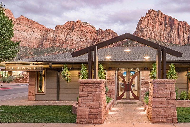 Cable Mountain Lodge 15 - Terrace