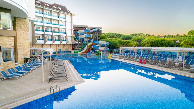 Ramada Resort by Wyndham Side 8