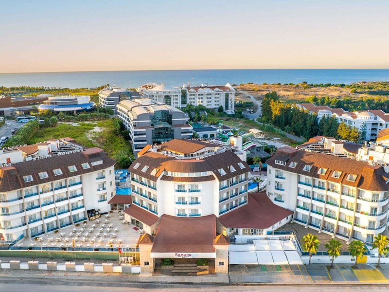 Ramada Resort Side 4