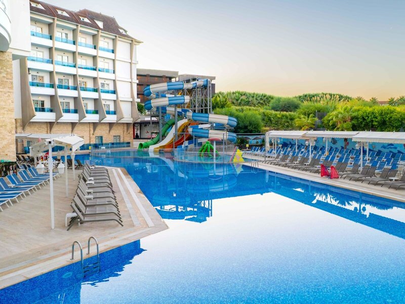 Ramada Resort Side 12