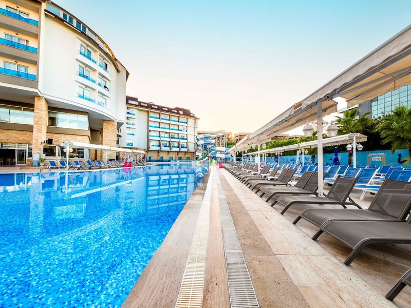 Ramada Resort Side 15