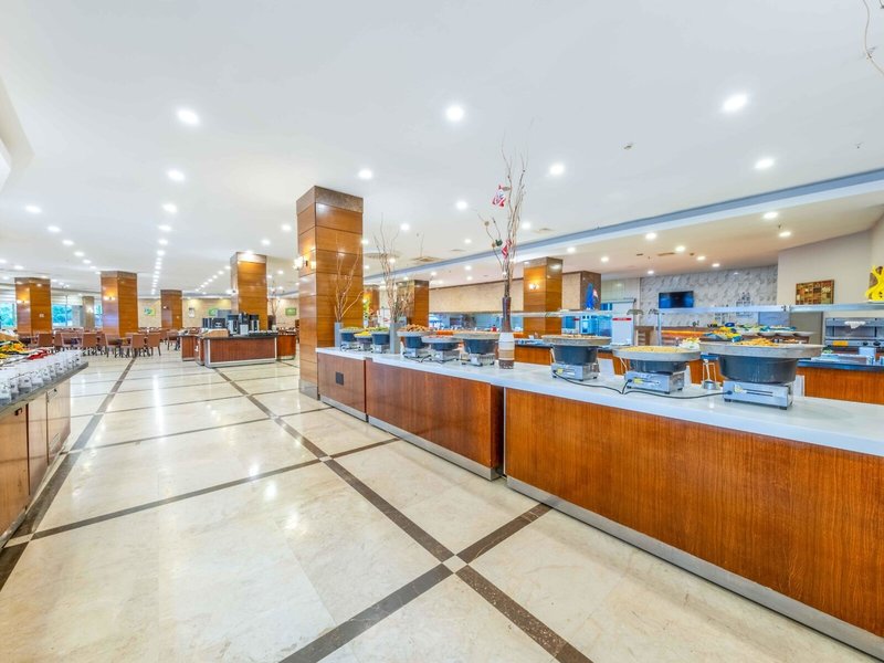 Ramada Resort Side 21