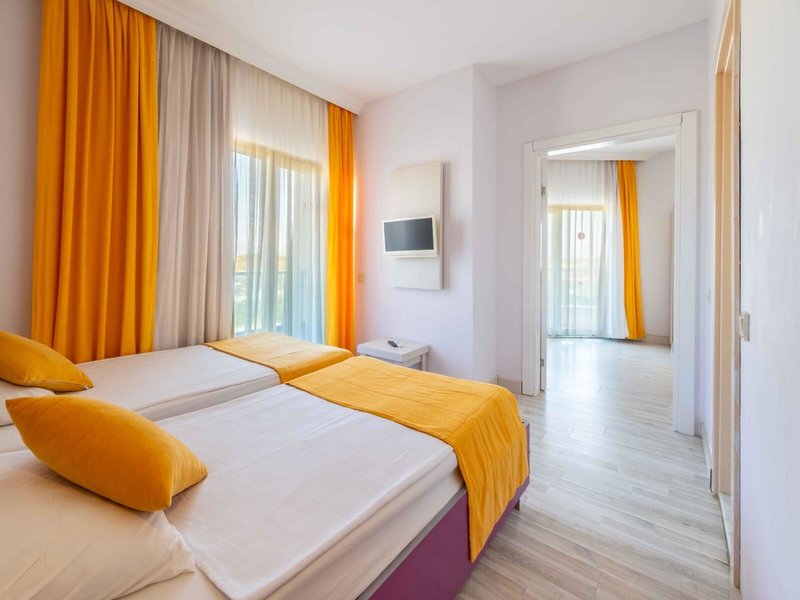Ramada Resort Side 40