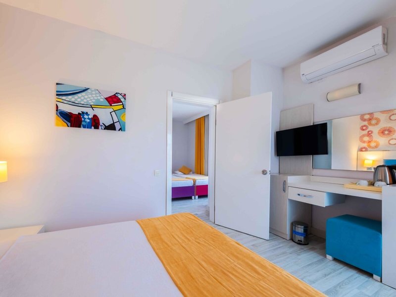 Ramada Resort Side 42