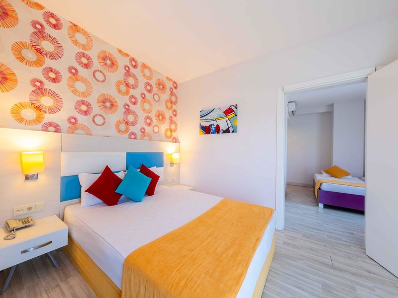 Ramada Resort Side 43