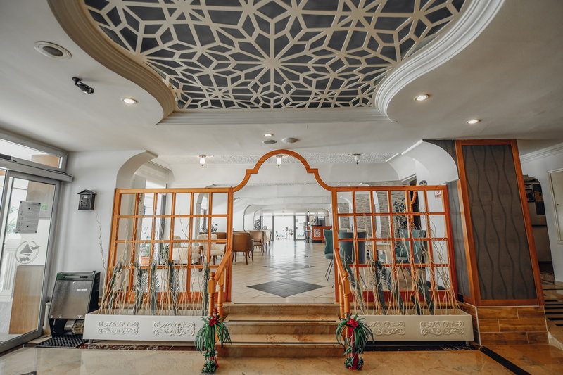 Ramira Beach Hotel 7
