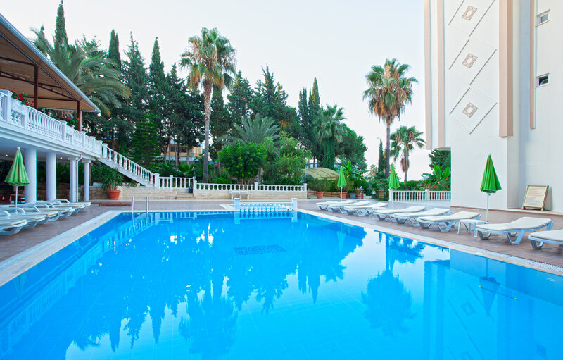 Ramira Beach Hotel 3