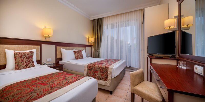 Özlem Garden Hotel 9