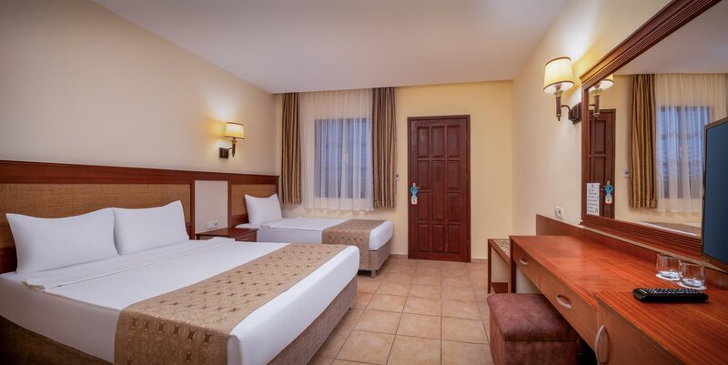 Özlem Garden Hotel 11
