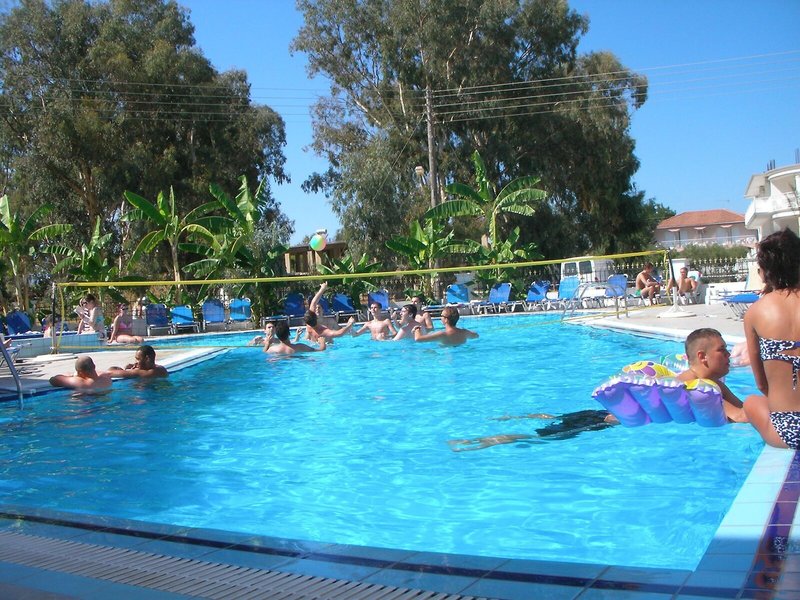 Mariana Hotel & Studios 3