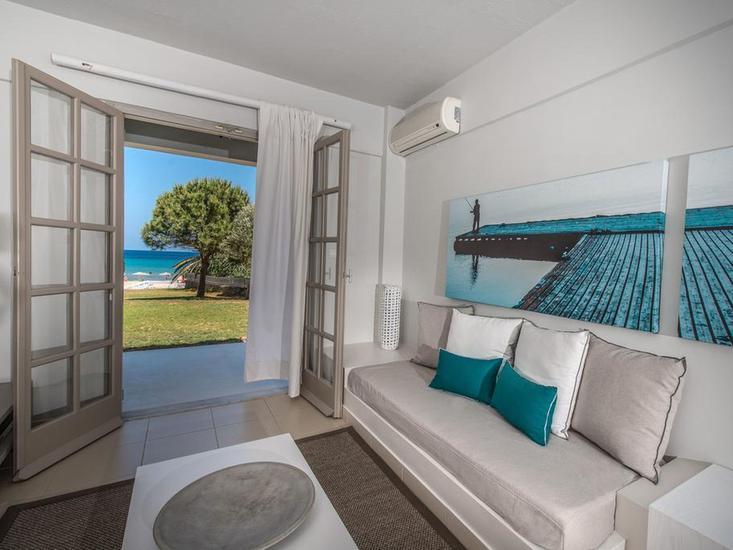 Mariana Hotel & Studios 7