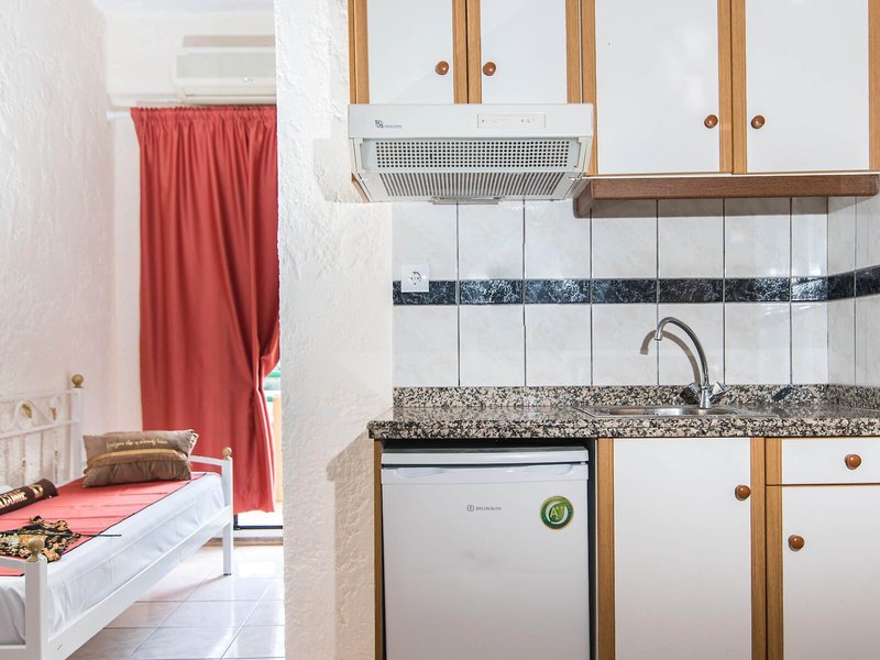 Oasis Studio Apartments 22