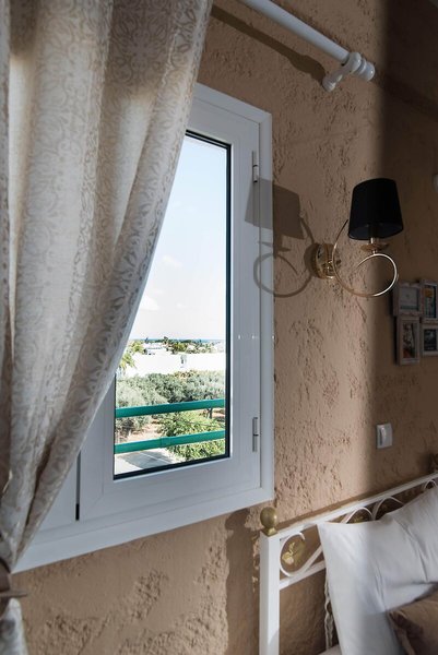 Oasis Studio Apartments 32