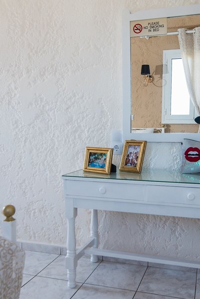 Oasis Studio Apartments 33