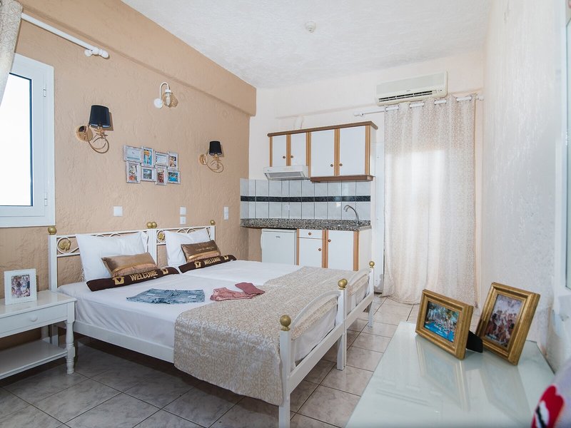 Oasis Studio Apartments 34