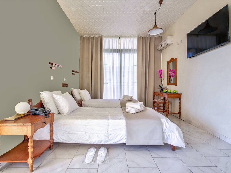 Silver Beach Hotel 24