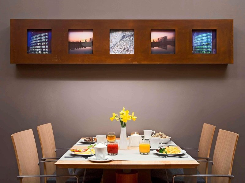 Mercure Hotel Duisburg City 24