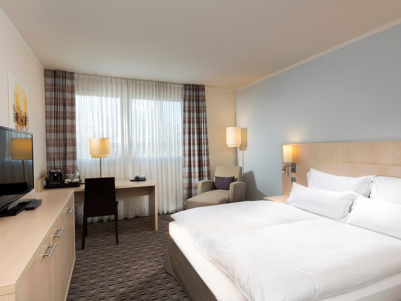 Mercure Hotel Mannheim am Friedensplatz 28 - Room Example