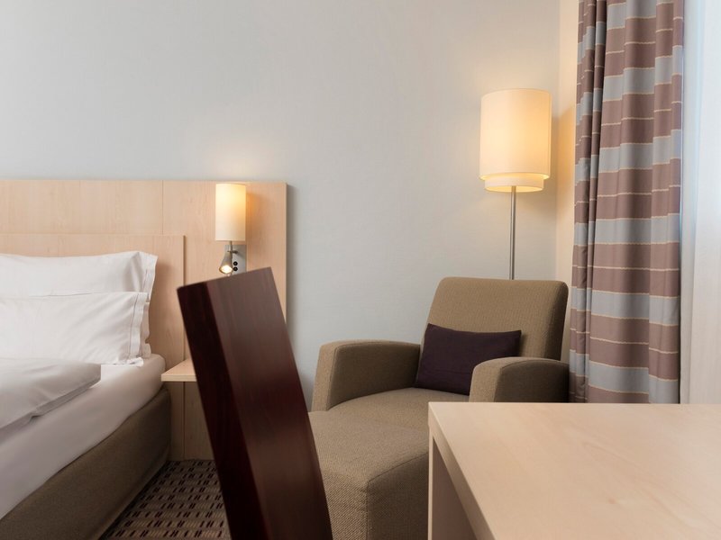 Mercure Hotel Mannheim am Friedensplatz 32 - Room Example