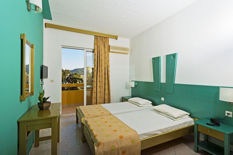 Trianta Hotel 8