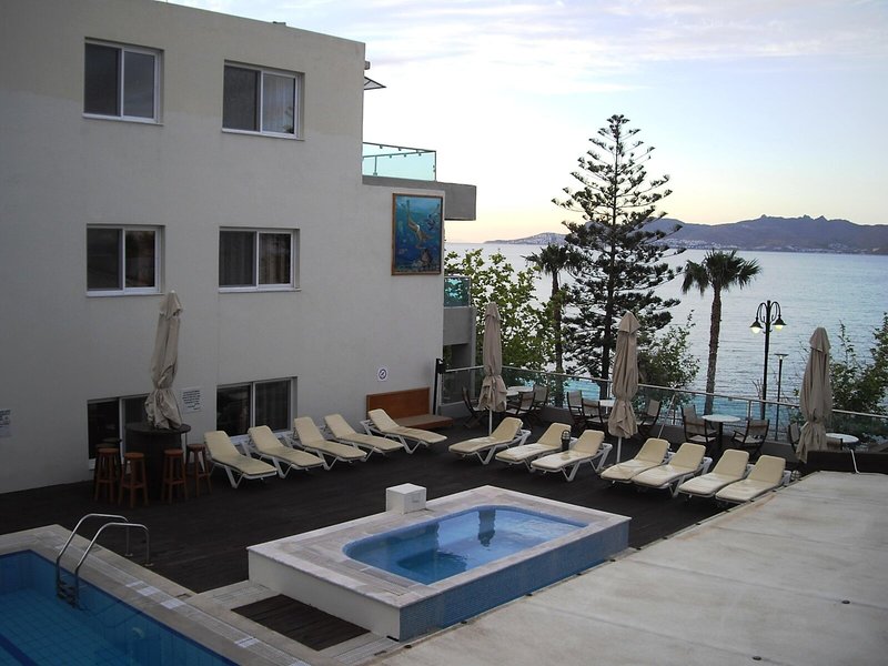 Bristol Sea View Apartments 21