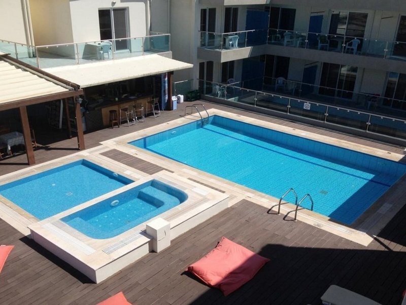 Bristol Sea View Apartments 22