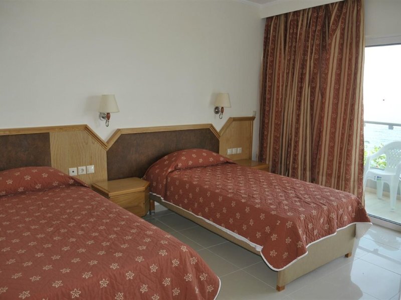 Bristol Sea View Apartments 33