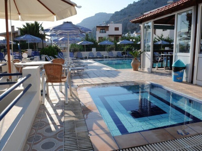 Chrysanthi Hotel - Studio & Apartments 5