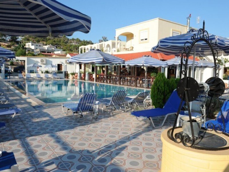 Chrysanthi Hotel - Studio & Apartments 6