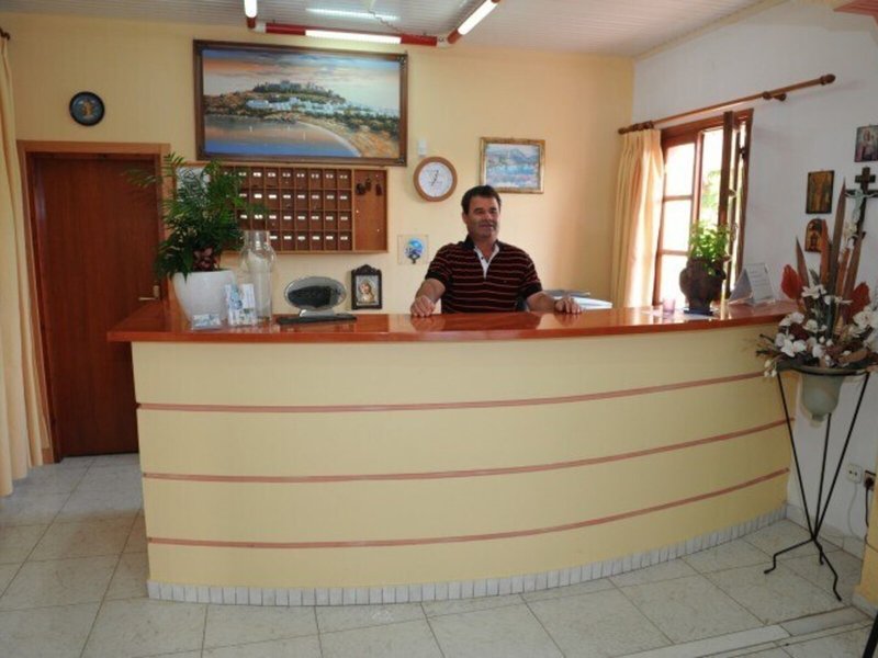 Chrysanthi Hotel - Studio & Apartments 7