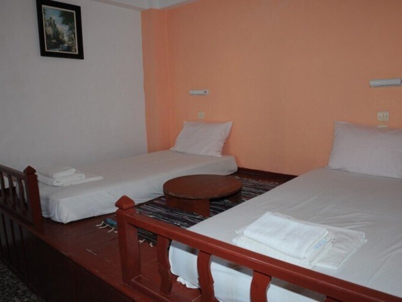 Chrysanthi Hotel - Studio & Apartments 12