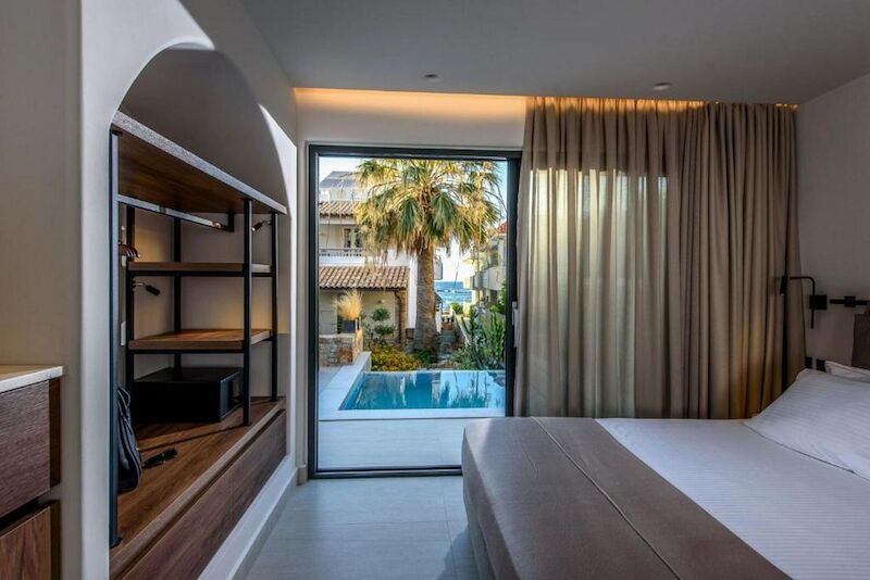 Soleil Apartments & Studios 13