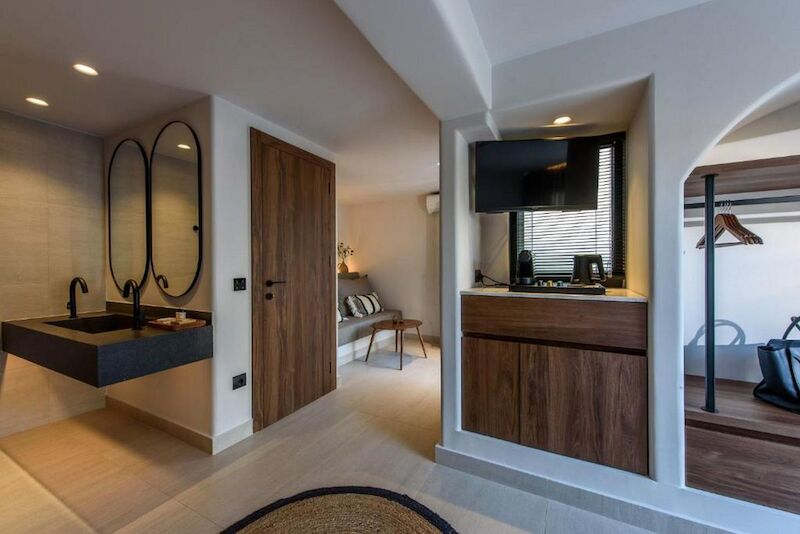 Soleil Apartments & Studios 14