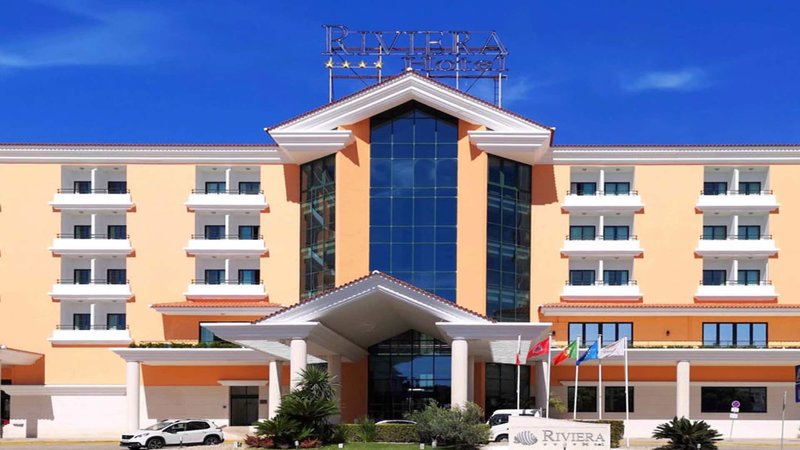 Riviera Hotel 6