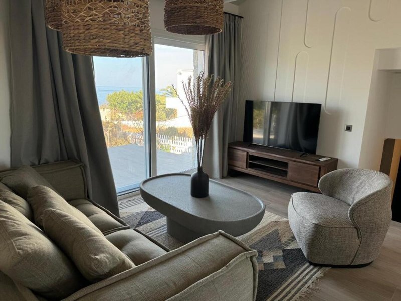 CHC Sound of the Sea 37