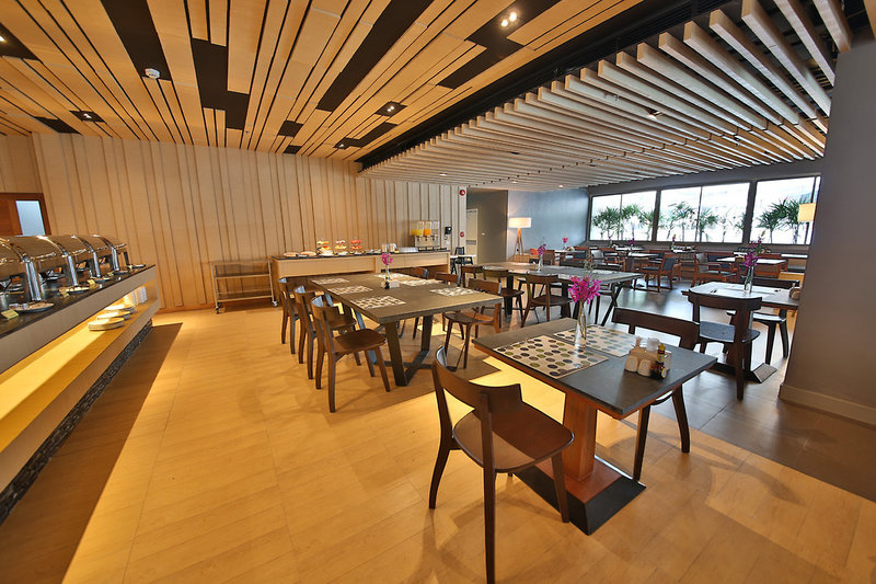 The Sun Xclusive Hotel 6