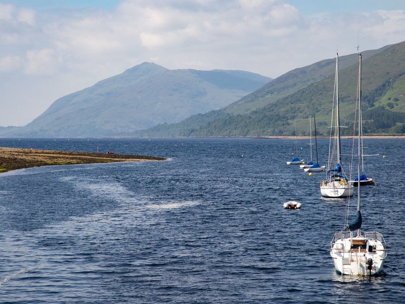 Caledonian Hotel - Fort William 3