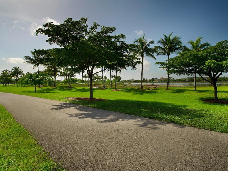 Holiday Inn Miami Doral Area 6