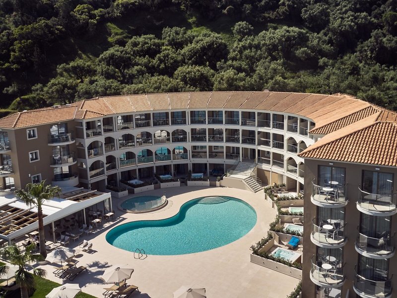 Windmill Bay Hotel 1