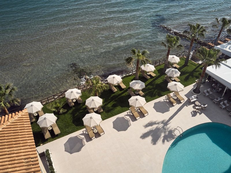 Windmill Bay Hotel 2