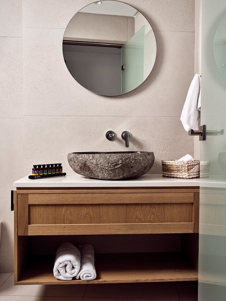 Windmill Bay Hotel 28