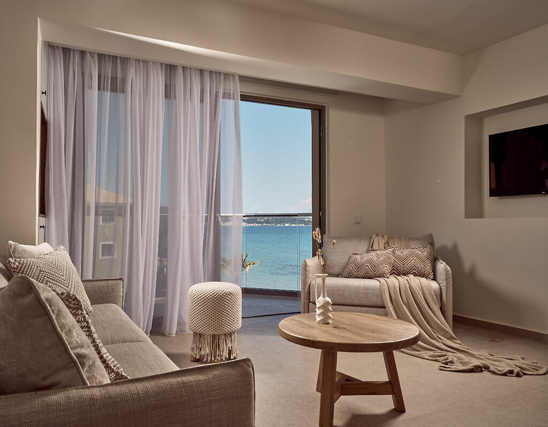 Windmill Bay Hotel 6