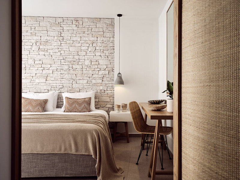 Windmill Bay Hotel 7